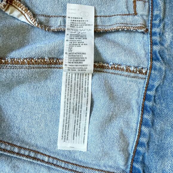 Abercrombie & Fitch Light Acid Wash Distressed Denim Jean Jacket XS - Picture 10 of 11